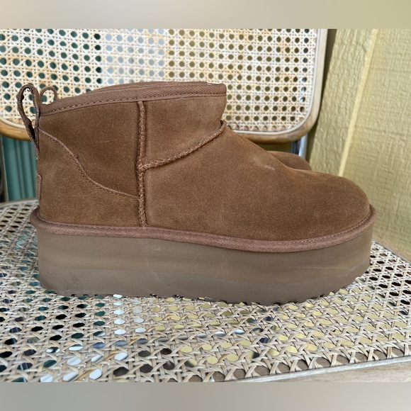 UGG Shoes - Mini Platform UGG Boots size 10